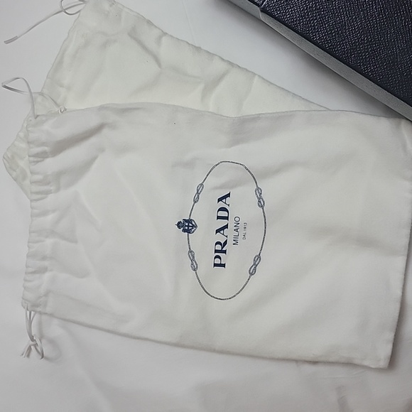 PRADA Suede Pumps - Picture 5 of 5